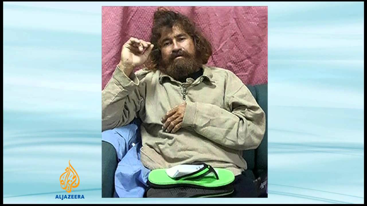 نجا صياد من جزيرة مهجورة بعد عام من التيه