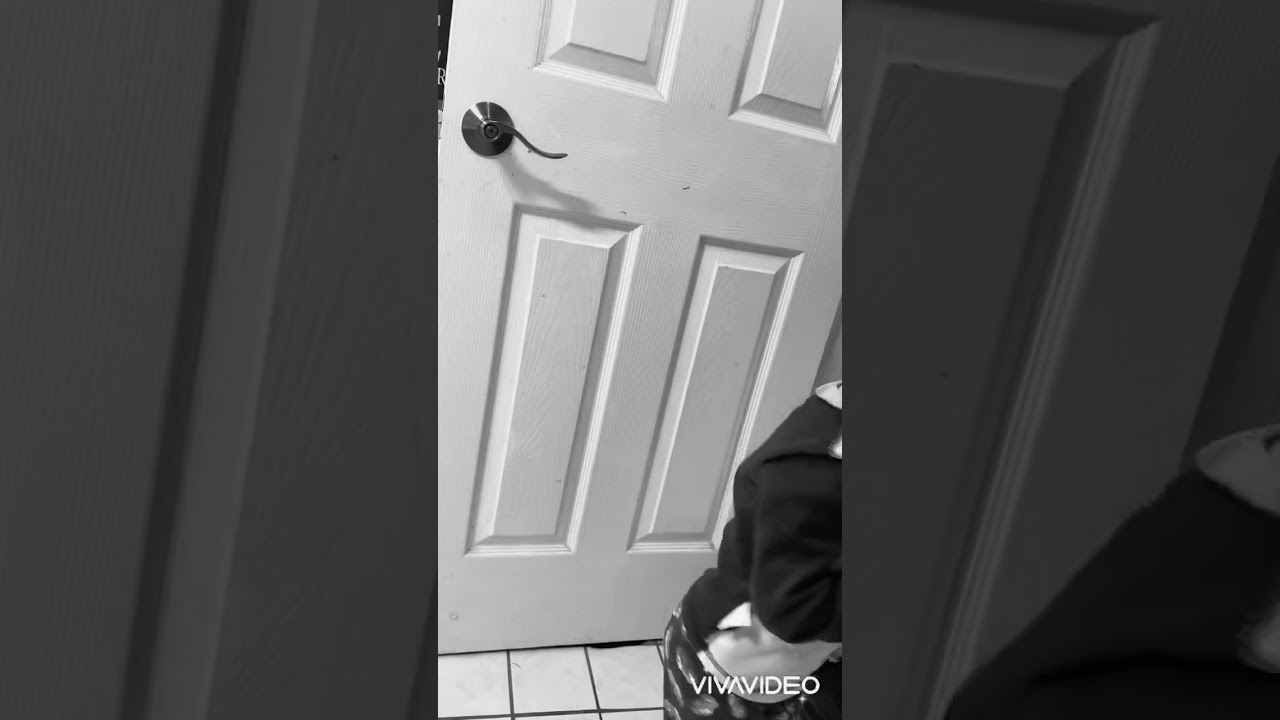 Bathroom prank on kids!! Sooo funny!!! YouTube