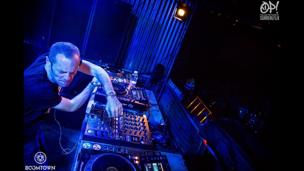 DJ Producer & MC Ribbz - 8 Hours Solo - YouTube