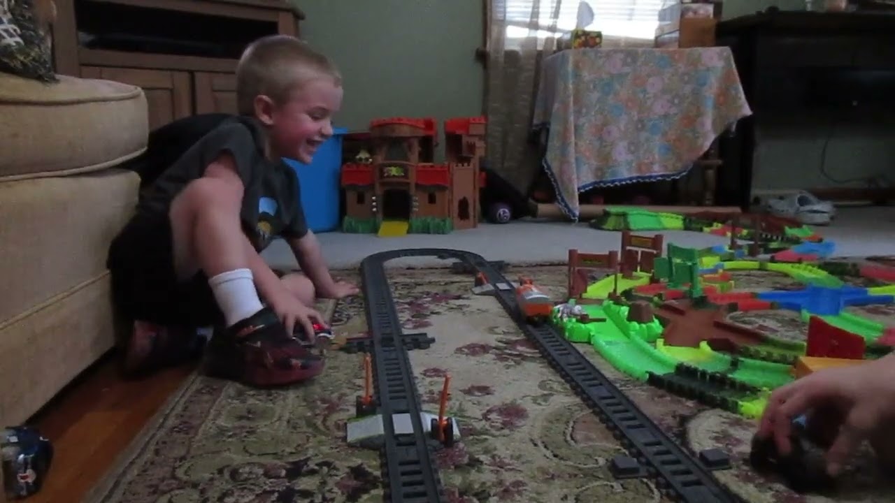 Near Misses and Giggles : EZ Play Railway vs Magic Tracks