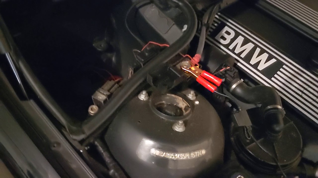 How to Charge Dead Car Battery  | $25 Battery Tender Junior on E46 or Any Car Battery