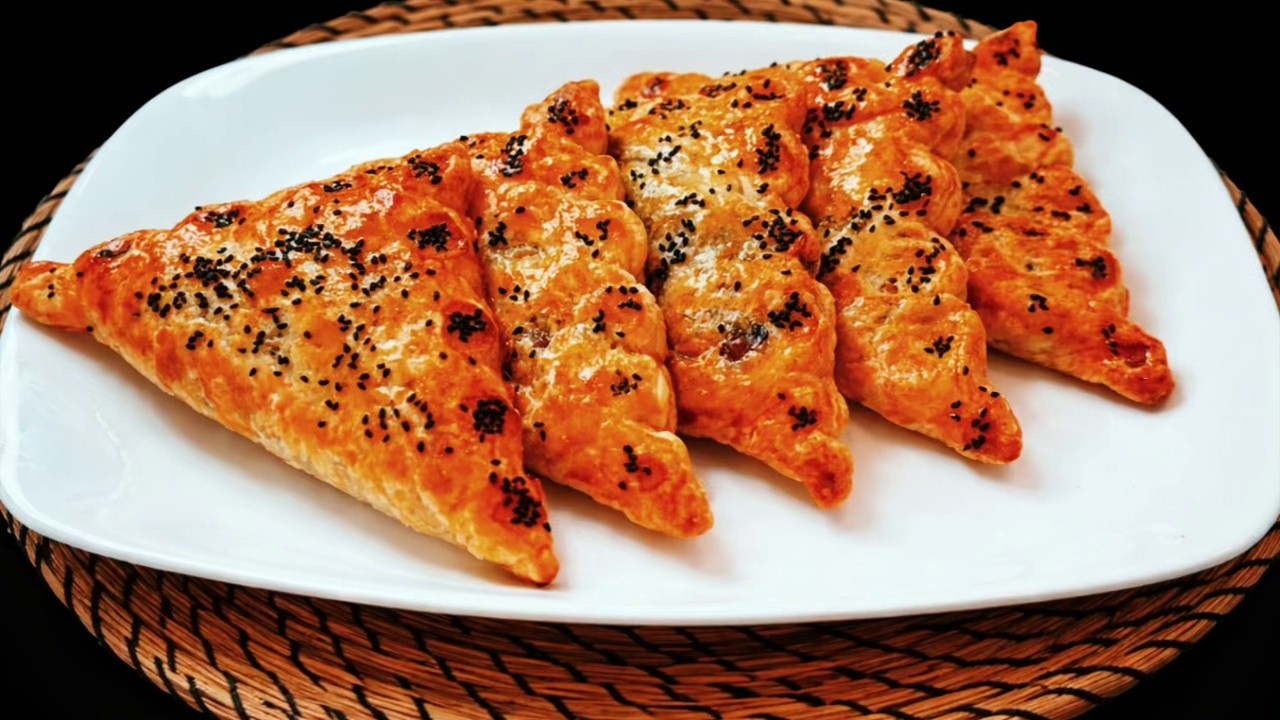 Kartoffeln und Blätterteig ergeben ein wunderbares Gericht.