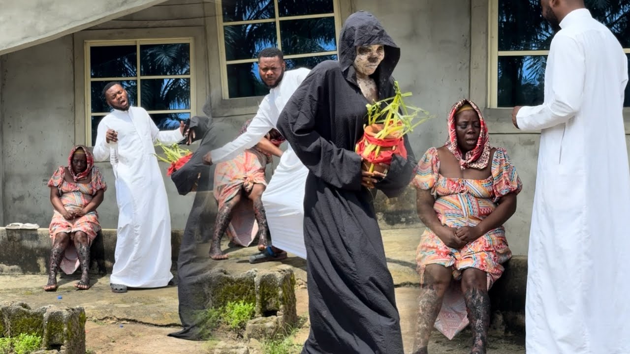 Мама упала. Нападение на нее в ее доме. Боже, апостол, сказочный. Пожалуйста, помогите ей. Нам ну...
