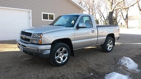 04 Silverado 4.8 5 Speed Borla XR-1 Cold Start, Rev Exhaust RCSB