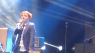 Gerard Way - Get The Gang Together (HD) - Reading 2014 - 22.08.14