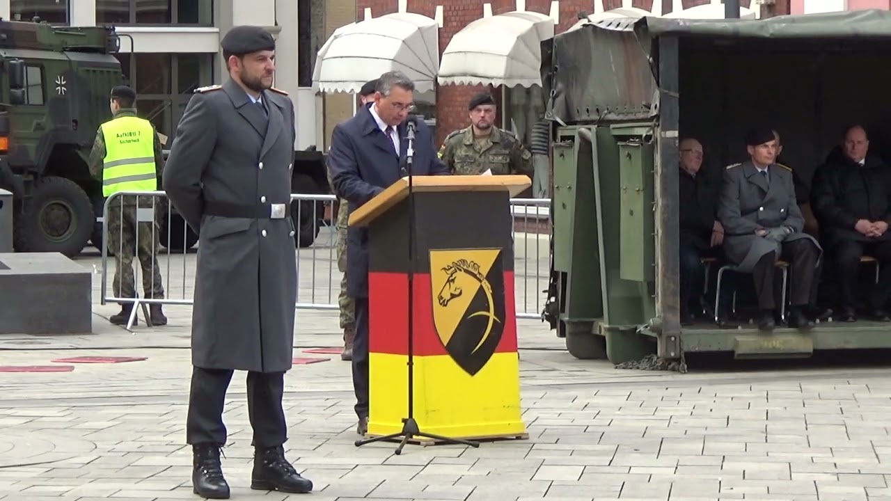 Gelöbnis auf dem Ahlener Marktplatz am 13.03.2025
