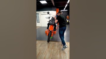 How to park the new KTM 890 Adventure R! #shorts #ktm #adventure #bikelife