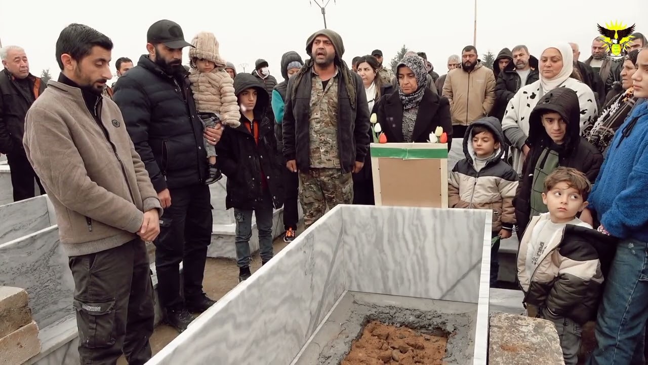 استذكار الذكرى السنوية الأولى للشهيد 'شيرو علي' في مزار الشهداء مقاطعة الحسكة.