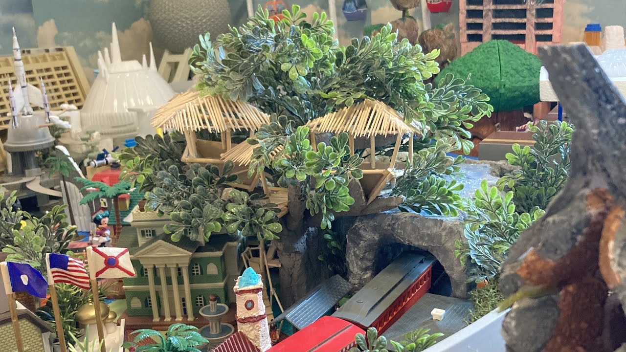 Building a Swiss Family Robinson Treehouse for a Disney Monorail ...