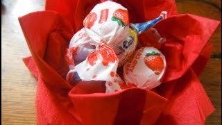 Делаем Красивый цветок с помощью салфетки, что можно сделать с салфетками? Делаем Красивый цветок с помощью салфетки, что можно сделать с салфетками?