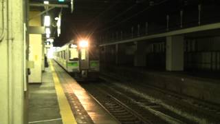 JR東日本E127系V8編成ブツ6普通新潟経由内野行き到着