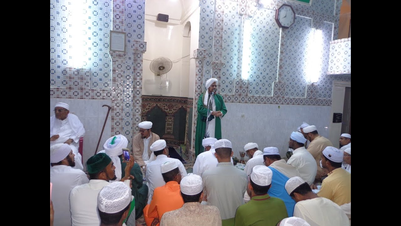 مقتطفات من الاحتفال السنوي بليلة الاسراء والمعراج بمدينة الشحر لسنة 1438هـ