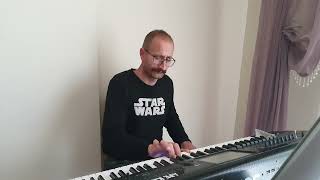 Herkes Çaldi Bu Müzi̇ği̇. Bi̇r De By Şantörden Mi̇hri̇ban Şarkisini Di̇nleyi̇n.