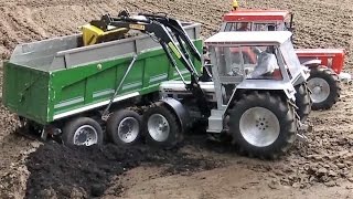 Schlüter RC Traktor im Einsatz mit Frontlader und Transport - Nordhorn Feldtage 2016