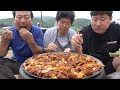 곱창과 야채 듬뿍 넣은 [[야채곱창볶음(Stir-fried Beef Tripe with Vegetables)]] 요리&먹방!! - Mukbang eating show