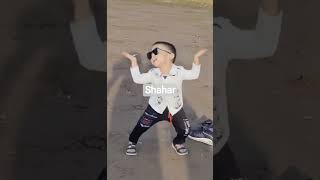 funny dance #cutebaby #keşfet #yirl #podcast #love #duet #funny #yianni #luffingjib