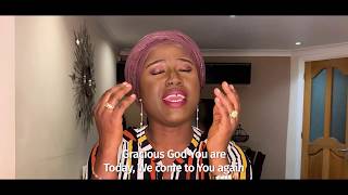 Diana Hamilton "DOMFO NYAME" (Gracious God) Spontaneous Worship Medley chords