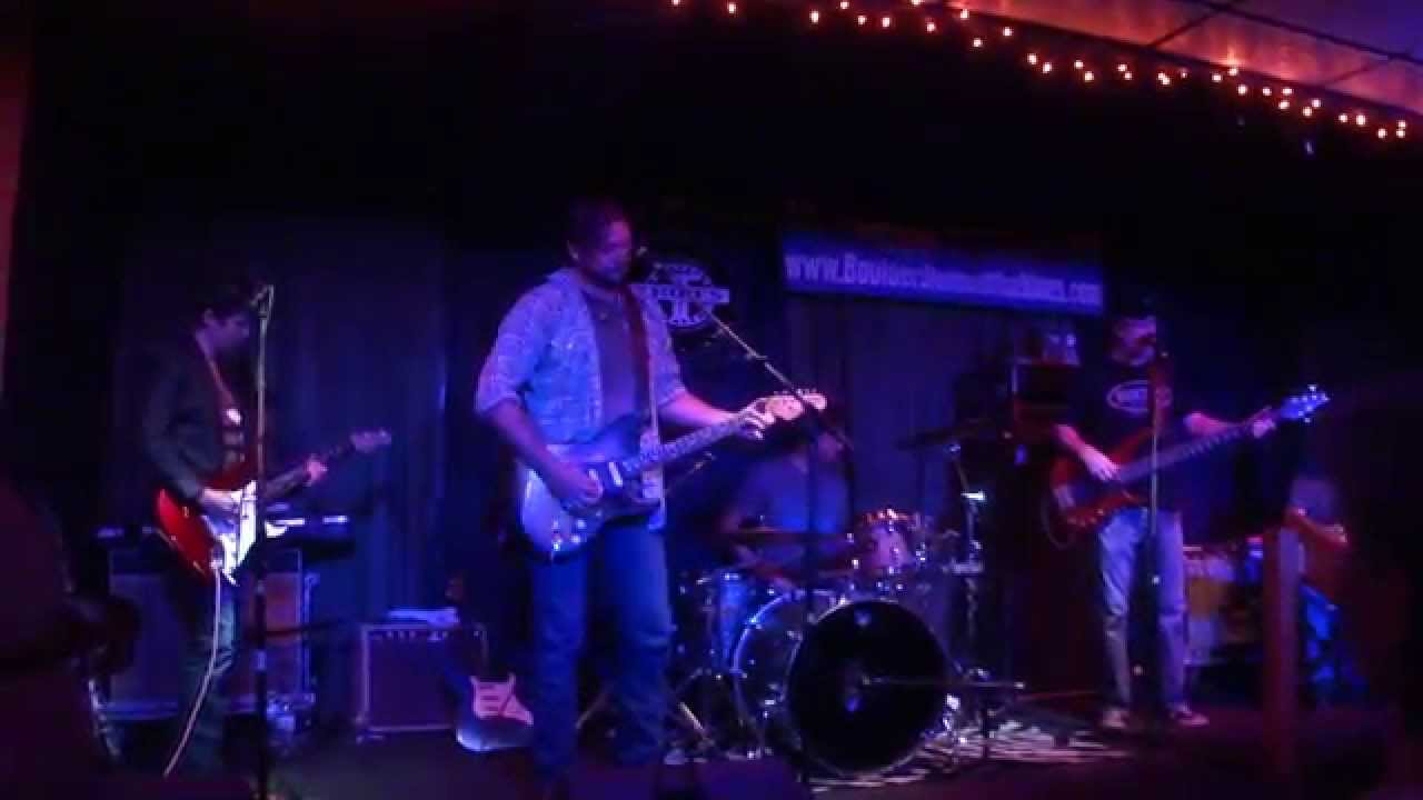 YouTubeでDear Prudence Dustin Pittsley Band with Kalo at the Boulder Outlookを視聴 YouTubeでDear Prudence Dustin Pittsley Band with Kalo at the Boulder Outlookを視聴