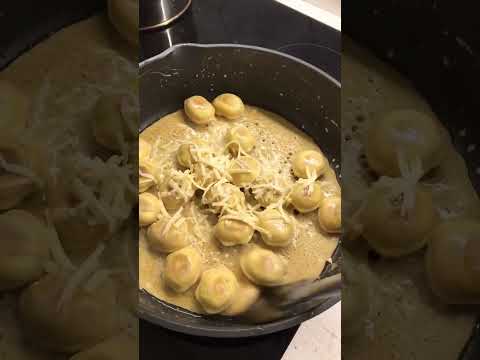 Жаренные пельмени в сырном горчичном соусе #пельменижаренные#каквкусноприготовитьпельмени#рецепт