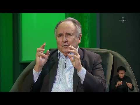 "A escola brasileira é desigual", diz Cristovam Buarque