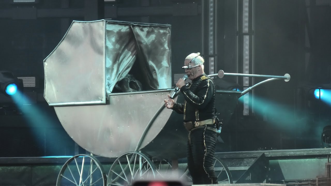 Rammstein LIVE Puppe - Prague, Czech Republic 2022 (May 15th) - YouTube