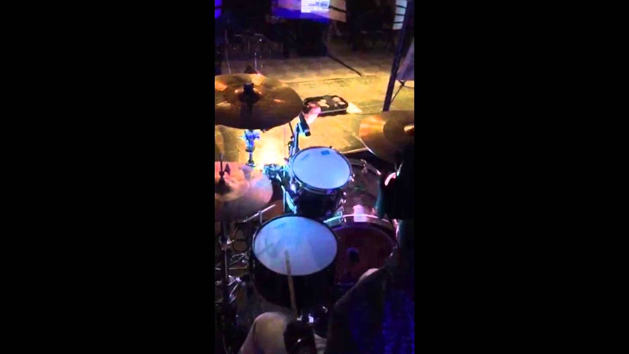 Travis Barker Drumming Upside Down / Maxx Danziger | Wiki | ~Set It Off