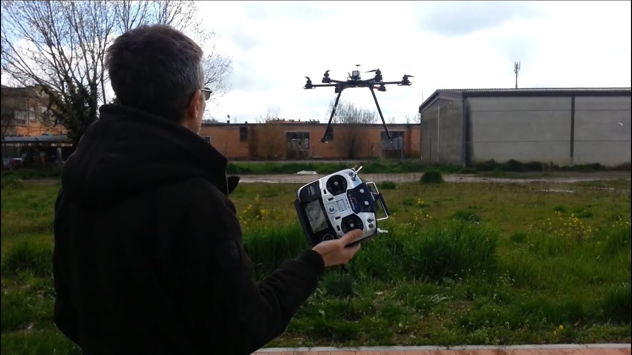DJI Innovations "Wookong-M" - My new "Heavy Hexa Full Carbon" - First "flight"