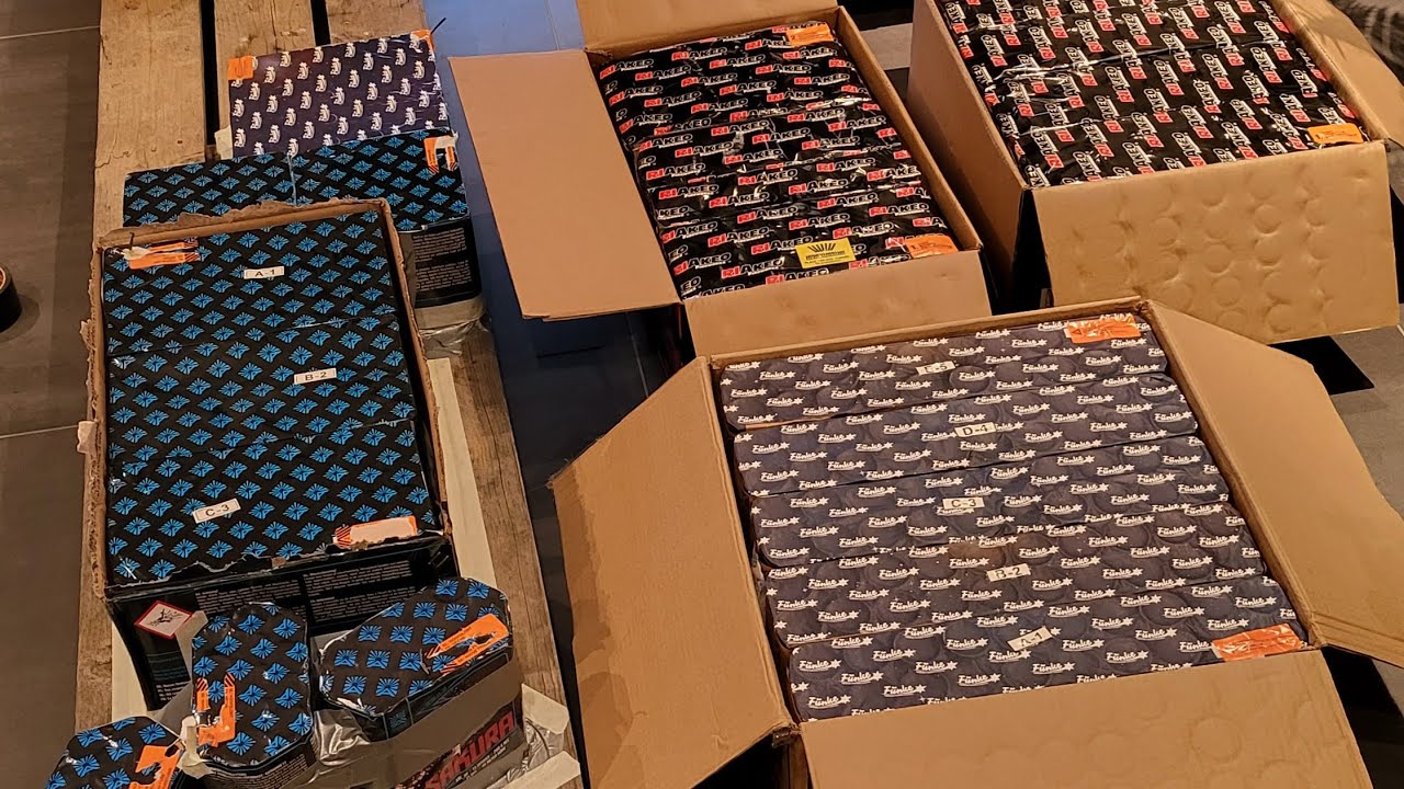 Das Heftigste 0 uhr Feuerwerk aller Zeiten🤯🤩 1350€ Funke/Riakeo