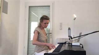 Cath' - Somewhere Over The Rainbow (Judy Garland/Ariana Grande Cover)