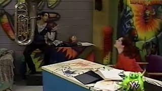 Ytv Bored Lizard Screenbug Radio Active Love Bets Keep It Weird Ytv Retrospective