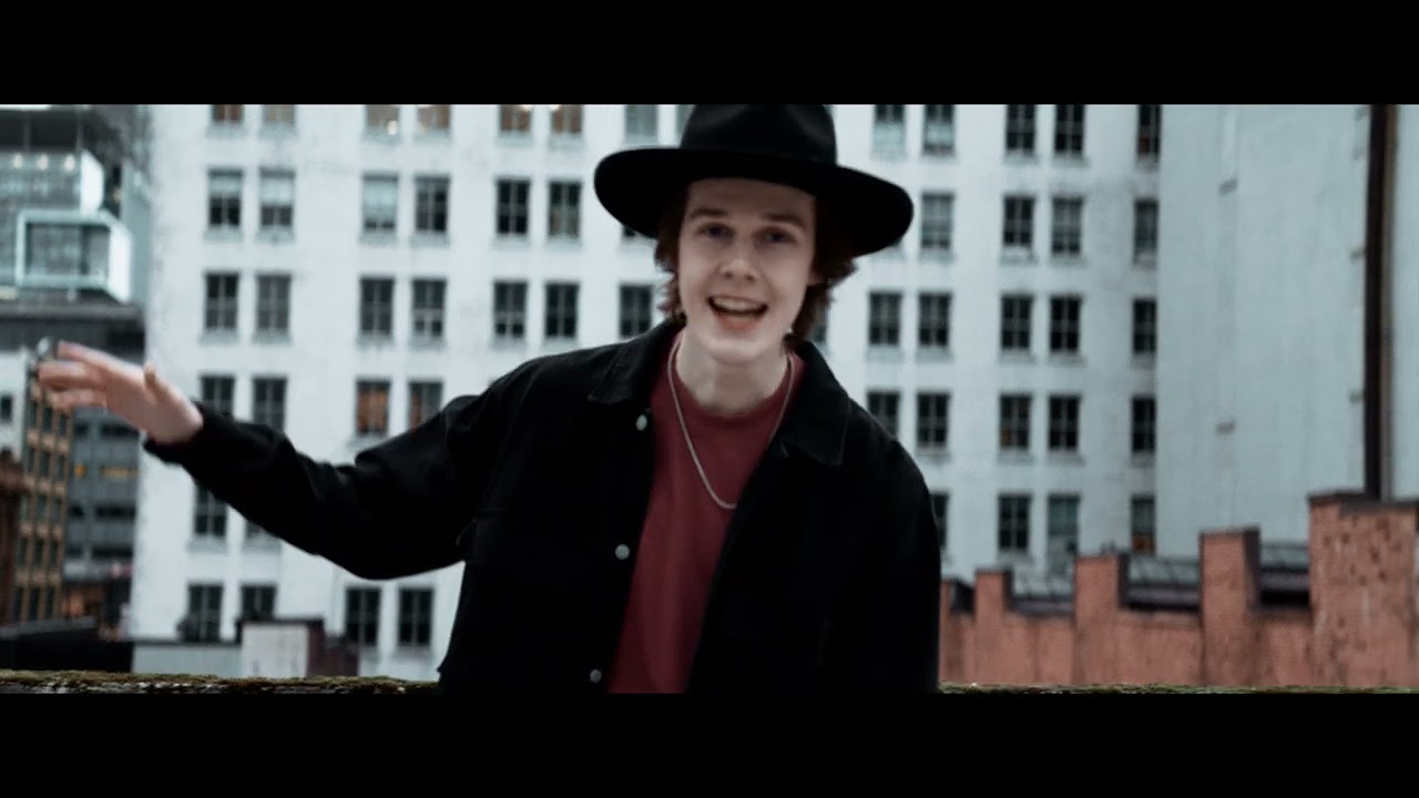 Guarda Lockyer Boys - FEEL (Official Music Video) su YouTube Guarda Lockyer Boys - FEEL (Official Music Video) su YouTube