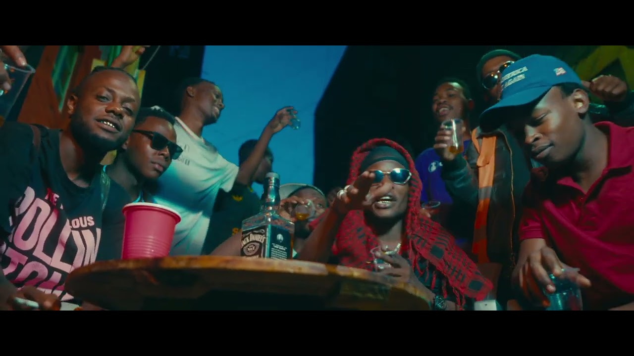 MacBruce_-_EASY(OFFICIAL VIDEO) auf YouTube ansehen MacBruce_-_EASY(OFFICIAL VIDEO) auf YouTube ansehen