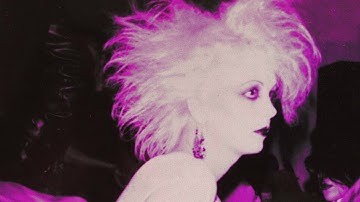 WeR7 - Revolve Her (1986)