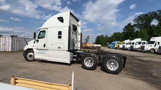 2014 Freighliner Cascadia 125 Sleeper Truck-122907