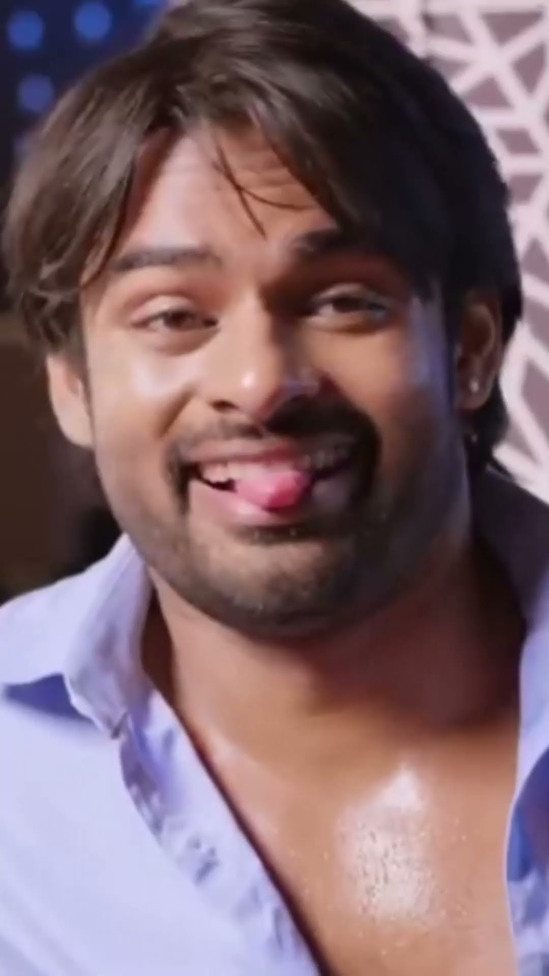 Tereko Yaha Dekh Kar Hath Ki Hatheli Mein Solid Khujli Ho Rahi Hai #RocketRaja #youtubeshorts