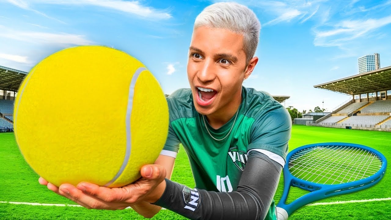 FIZ GOLAÇOS COM UMA BOLA DE TENIS GIGANTE!