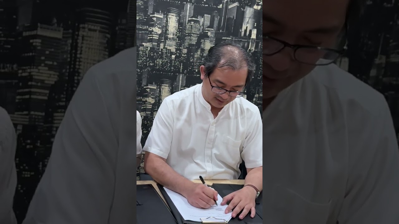 MOU Signing with Veon Szu & Kok Thye