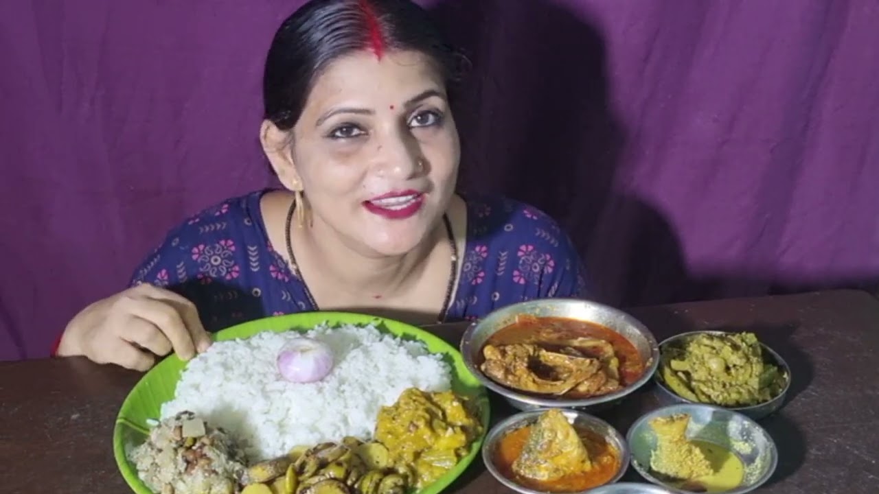 Eating and cooking _କଞ୍ଚା ଇଲିସିମାଛ  ତେଲ୍ ଝୋଳ  କୁ ଲେମ୍ବୁ  ଖଟା କେମିତି ତିଆରି କରିବେ@Odia foodie mira