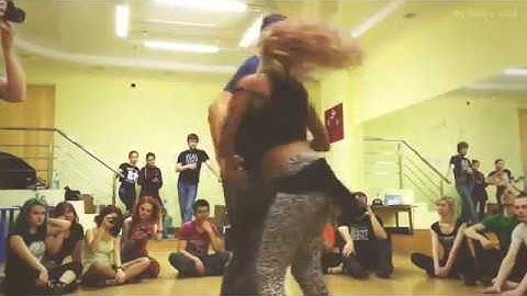 Felipe Garcia e Erica Tintel - Brazilian Zouk demo №1 in Krasnoyarsk