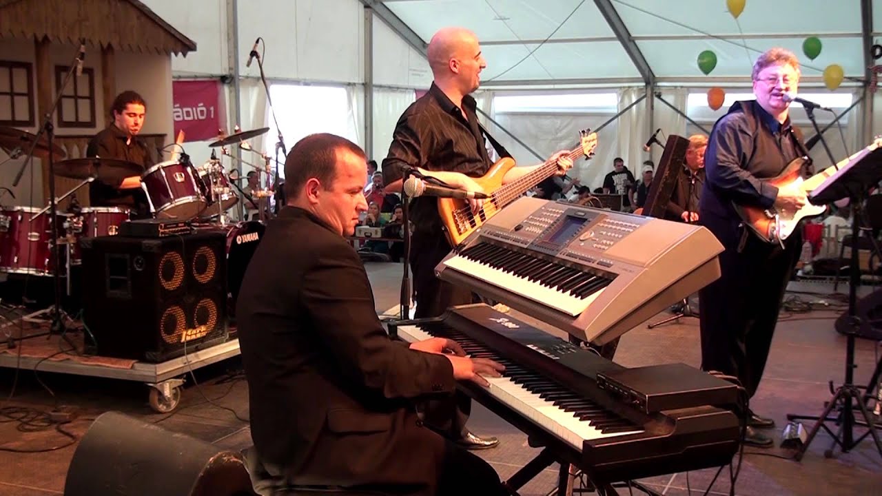 3+2 együttes - Kiscsónakom leng a Duna vizén 2012 HD