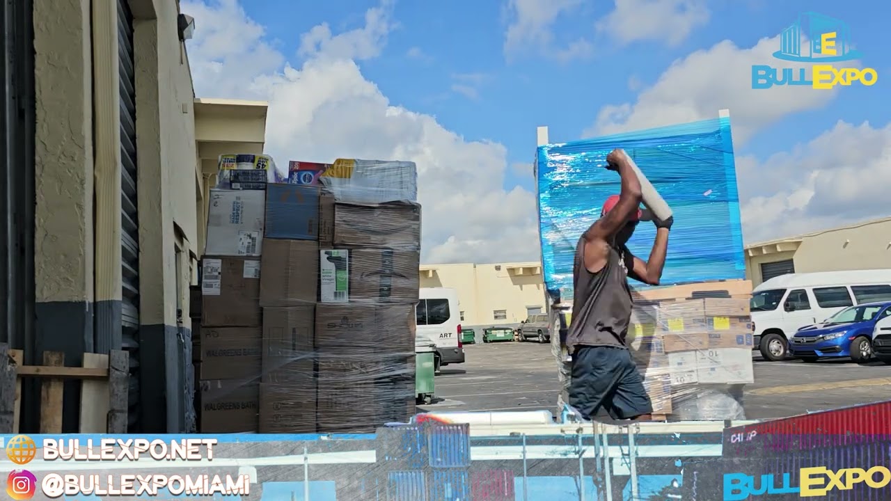 FREIGHT CONSOLIDATION Hyperlapse