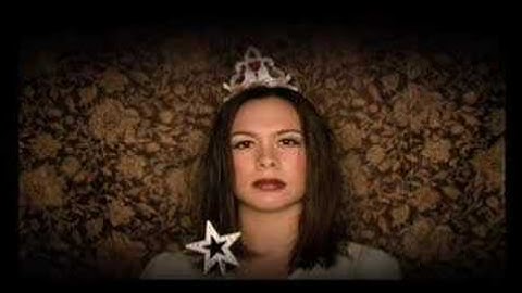 Wax Mannequin - Message From The Queen