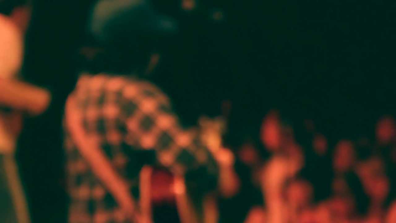 Quiet Corral - The Middleman - Live at The Granada