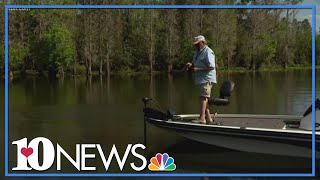 UT presents renowned Tennessee angler Bill Dance with honorary degree Net Worth
