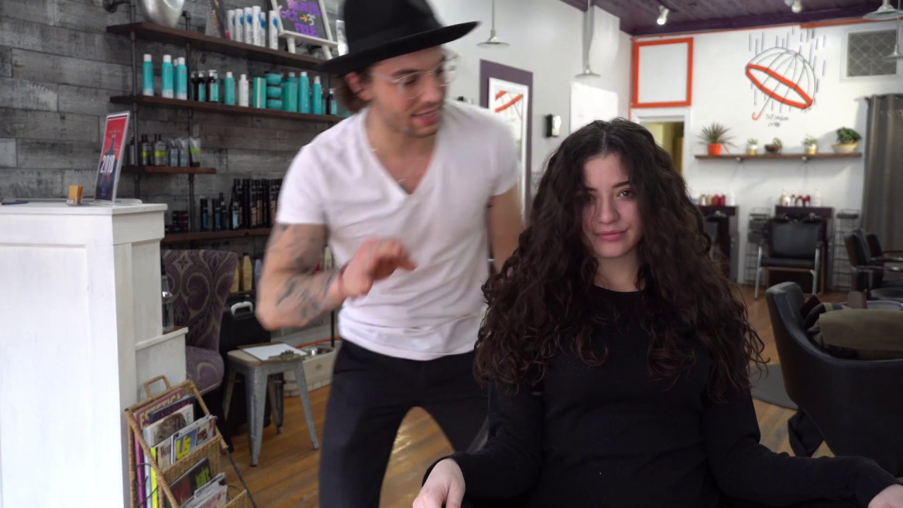 1960 super model Inspired Haircut