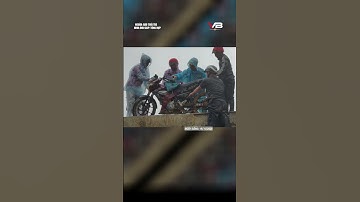 Video bộ đội căng dây cáp sơ tán khẩn 200 người dân bị mưa lũ, sạt lở chia cắt