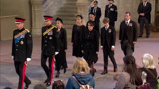 VIDEO | Prince William, Prince Harry, Queen Elizabeth II's grandkids hold vigil