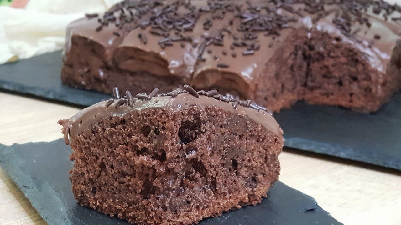 Gateau Danette Au Chocolat Hyper Moelleux Youtube Gateau Danette Au Chocolat Hyper Moelleux Youtube