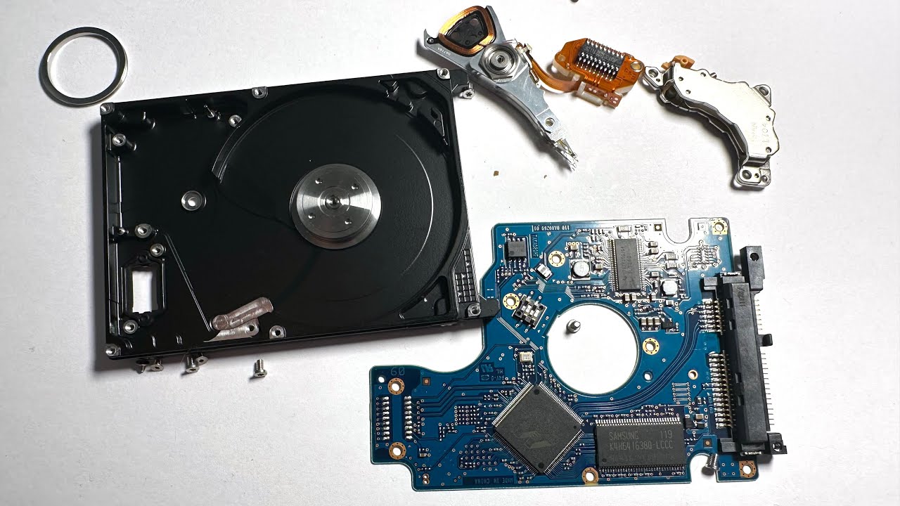 Hard drive Hitachi Travelstar 5K750 750 disassembly - YouTube