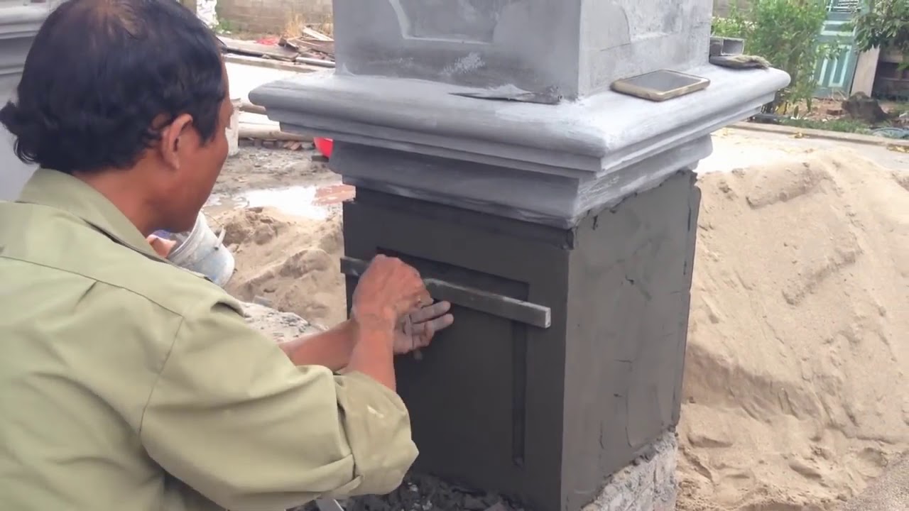 Amazing Construction Rendering Sand And Cement On The Column Legs ...